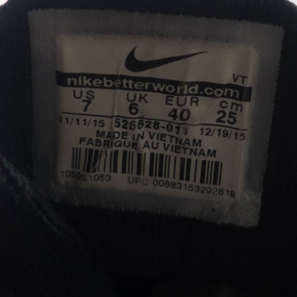 Nike Flyknit Racer Running Shoes - Men's Size 7 - Black White - Picture 9 of 9